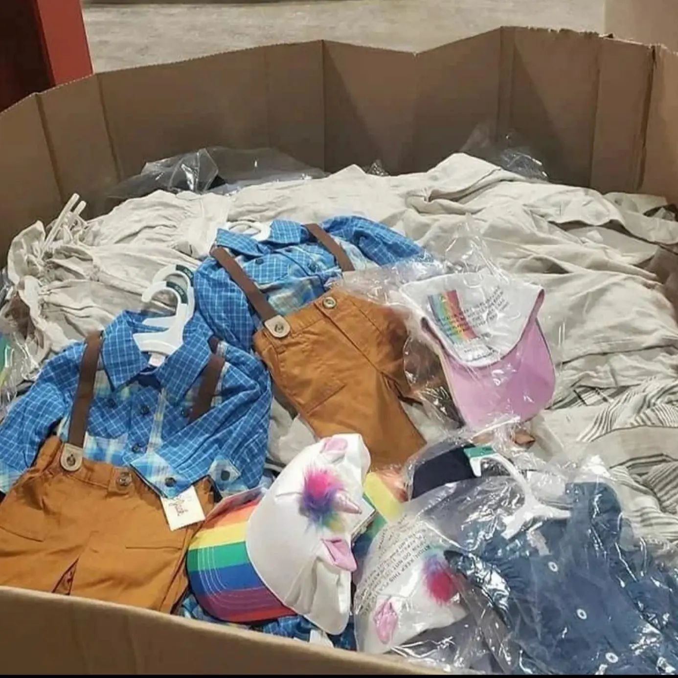 Baby-Clothes-Pallet.jpeg